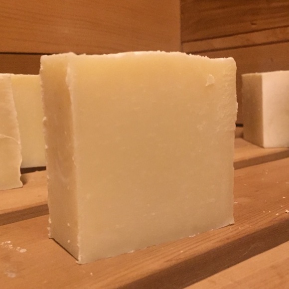 Handmade Bar Soap Lavender Natural PNW Bathroom - Picture 6 of 6